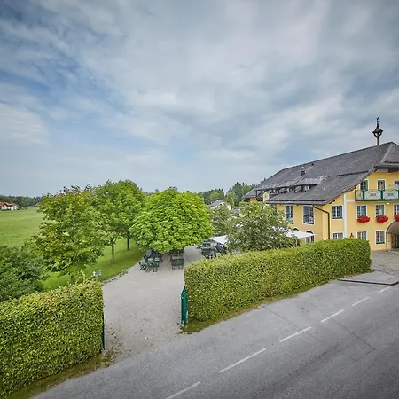 Pflegerbruecke Hotel